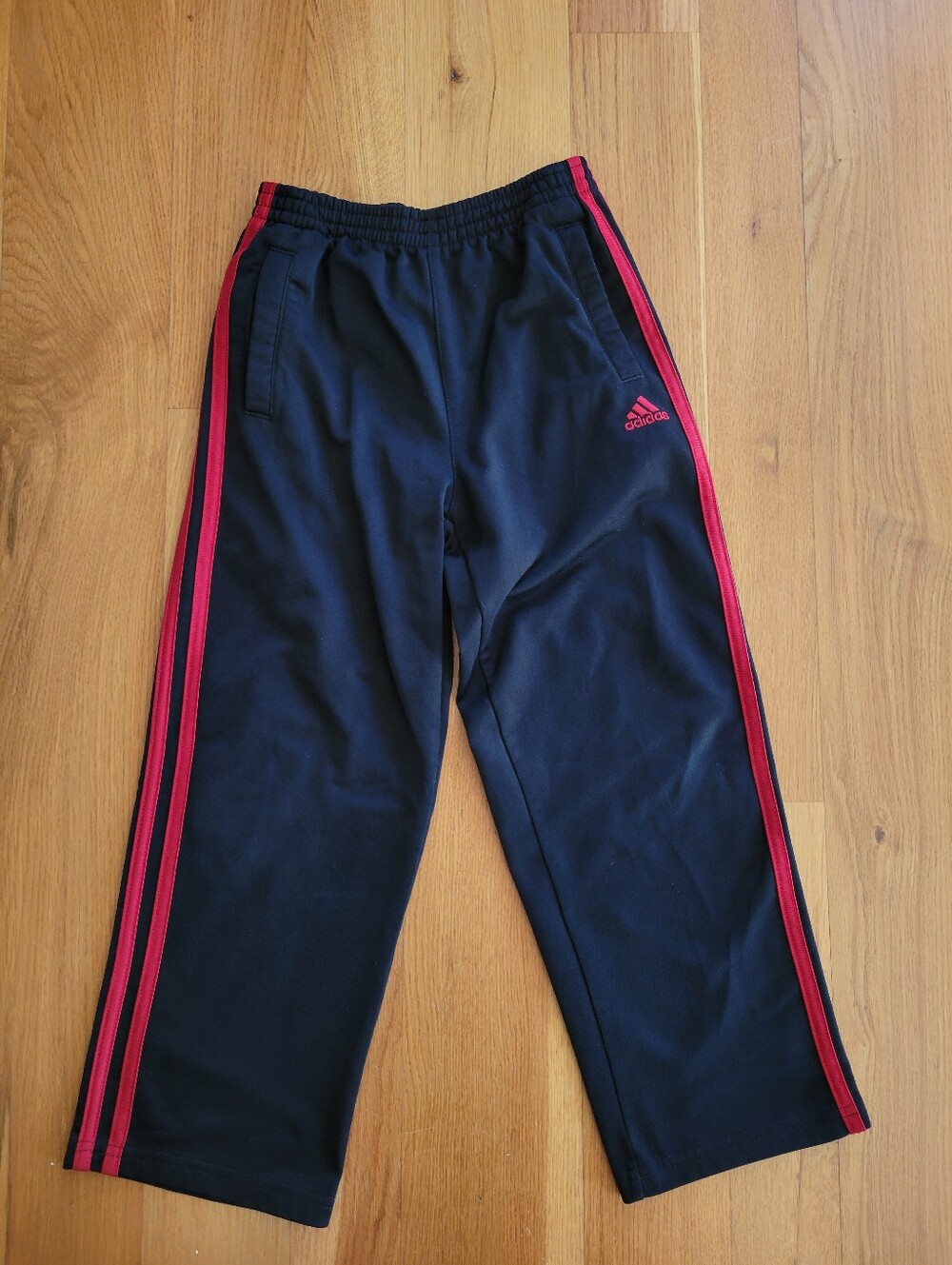Boys size 7 Adidas Track Pants Black Red Stripe Athletic Bottoms